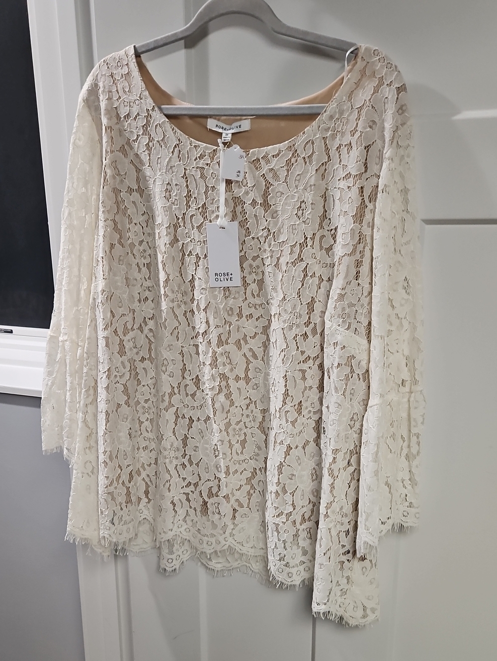 Rose & Olive Cream Floral Lace Bell-Sleeve Top
